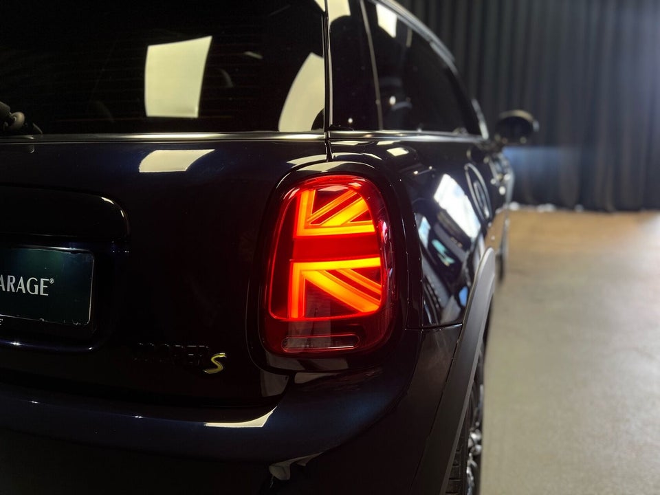 MINI Cooper SE Camden Edition 3d