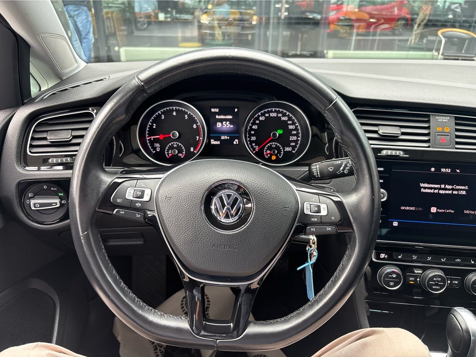 VW Golf VII 1,5 TSi 150 Highline DSG 5d