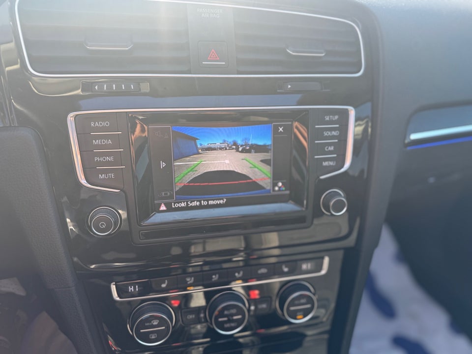 VW Golf VII 1,4 TSi 140 Highline DSG BMT 5d