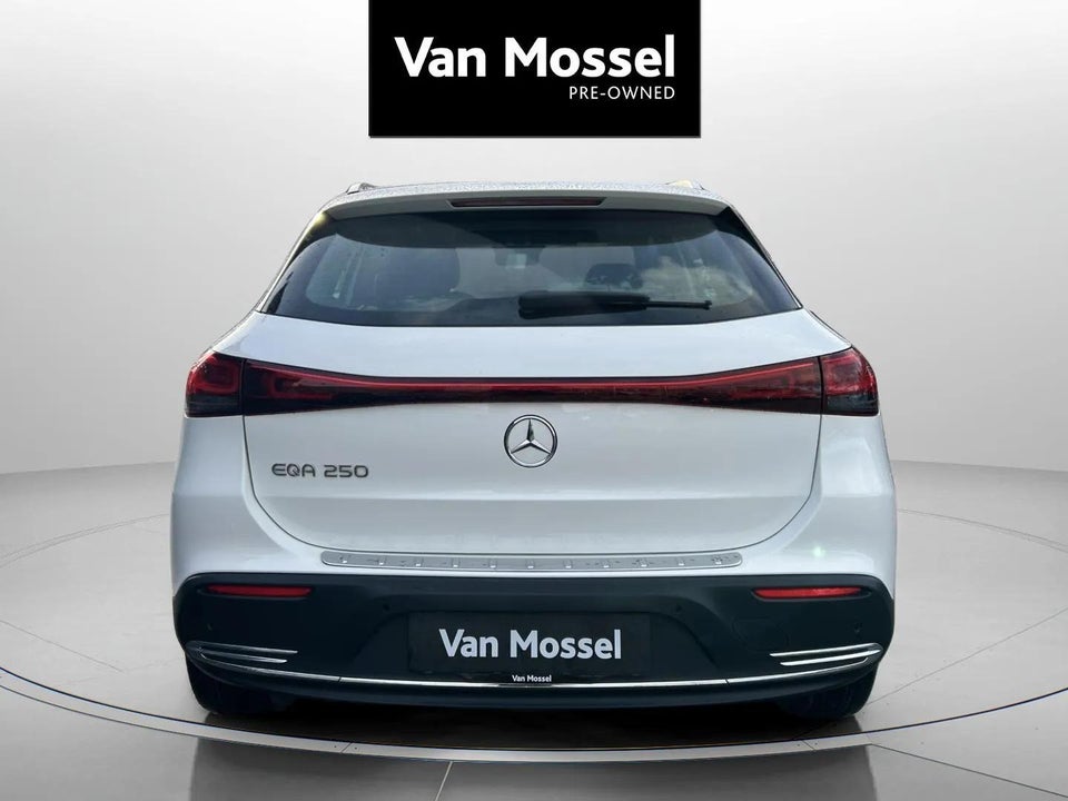 Mercedes EQA250 Progressive 5d