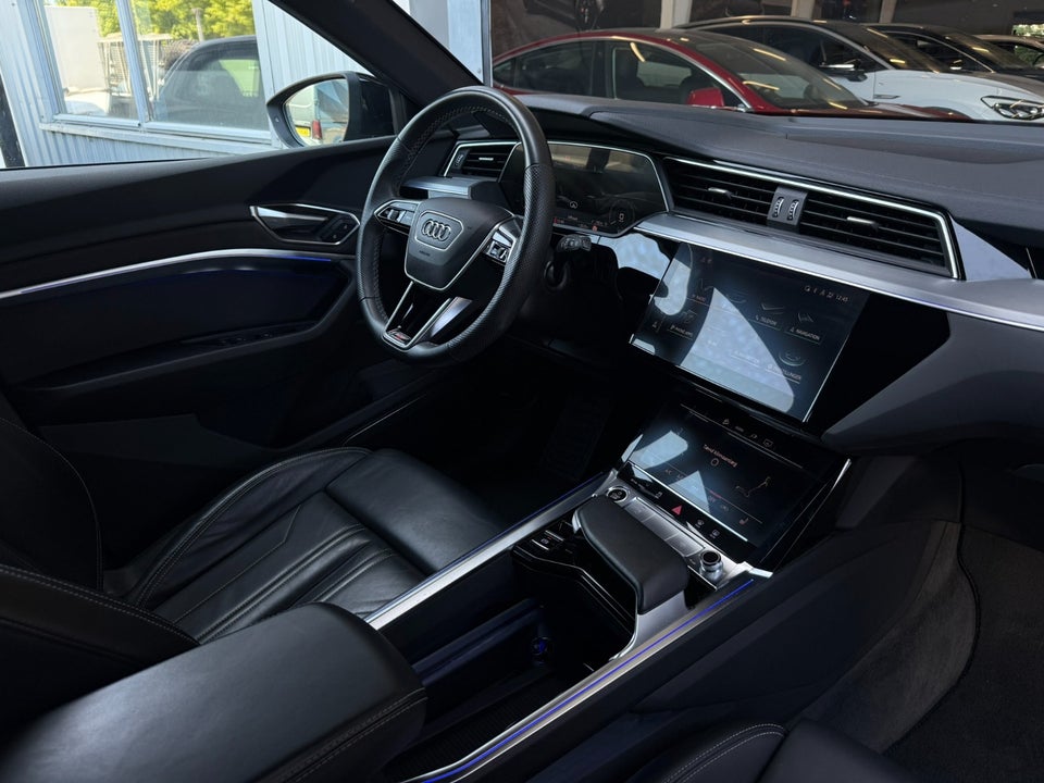 Audi e-tron 55 S-line quattro 5d