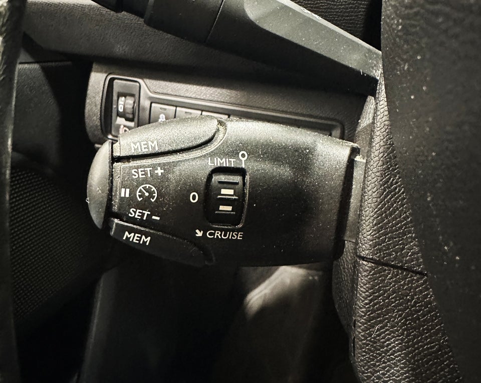 Peugeot 308 1,6 BlueHDi 120 Active SW 5d