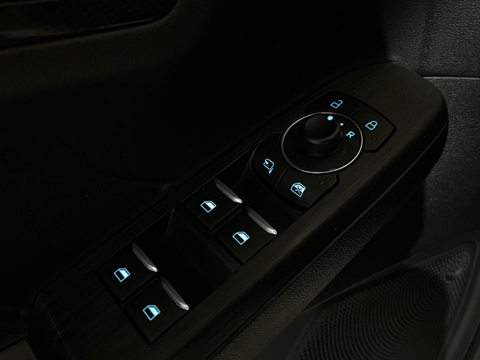 Ford Kuga 2,5 PHEV ST-Line X CVT 5d