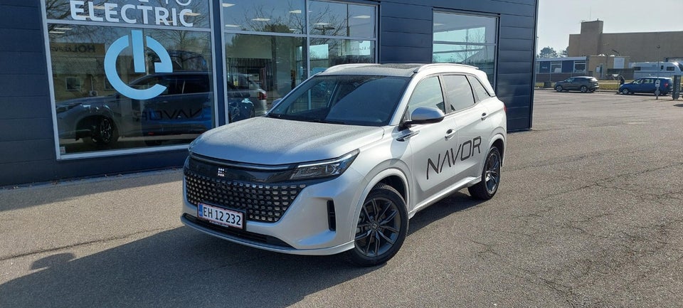 Navor E5 1,5 PHEV Rock 5d