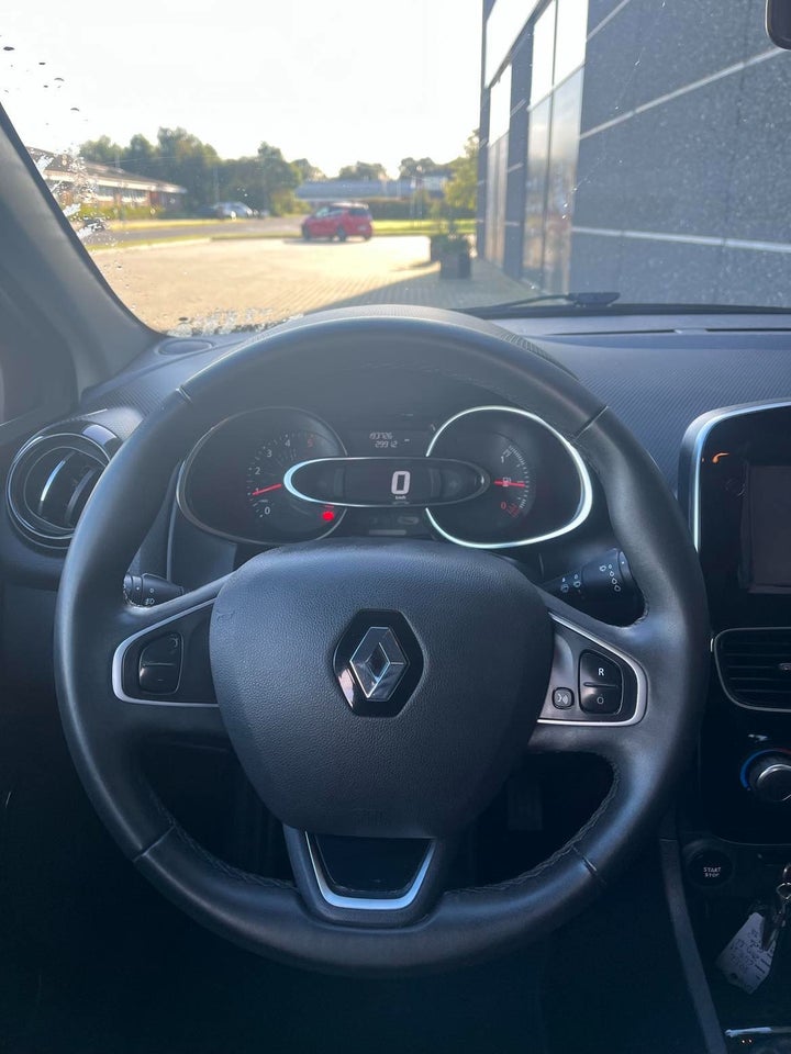 Renault Clio IV 1,5 dCi 90 Zen Sport Tourer 5d