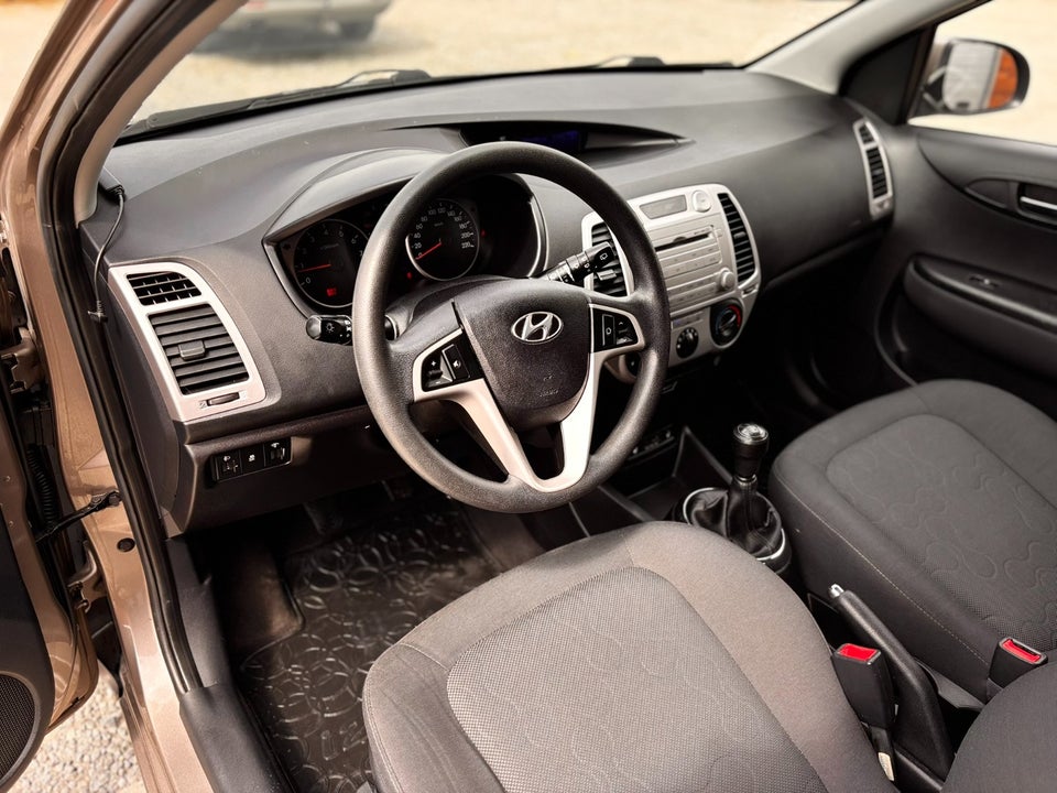 Hyundai i20 1,25 Classic 5d