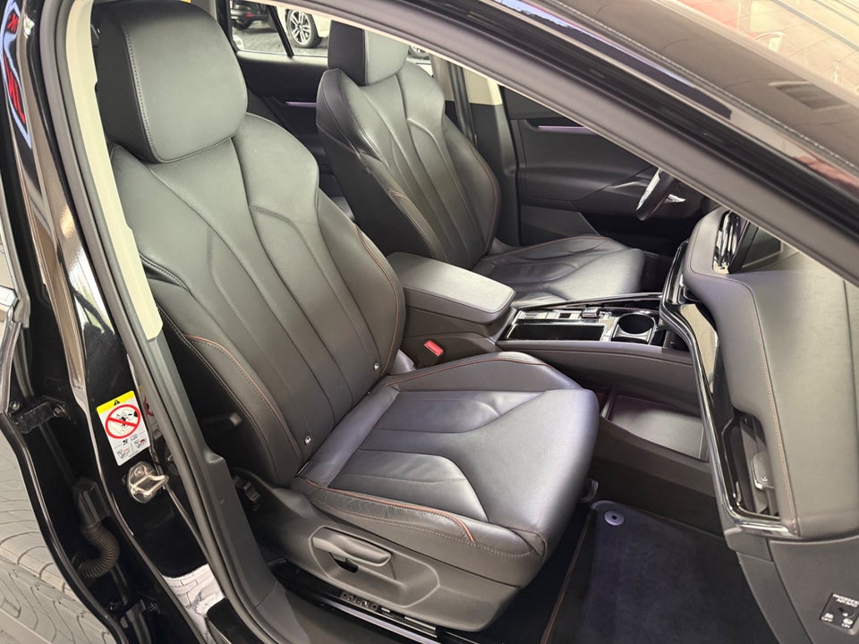 Skoda Enyaq 80 iV Suite 5d