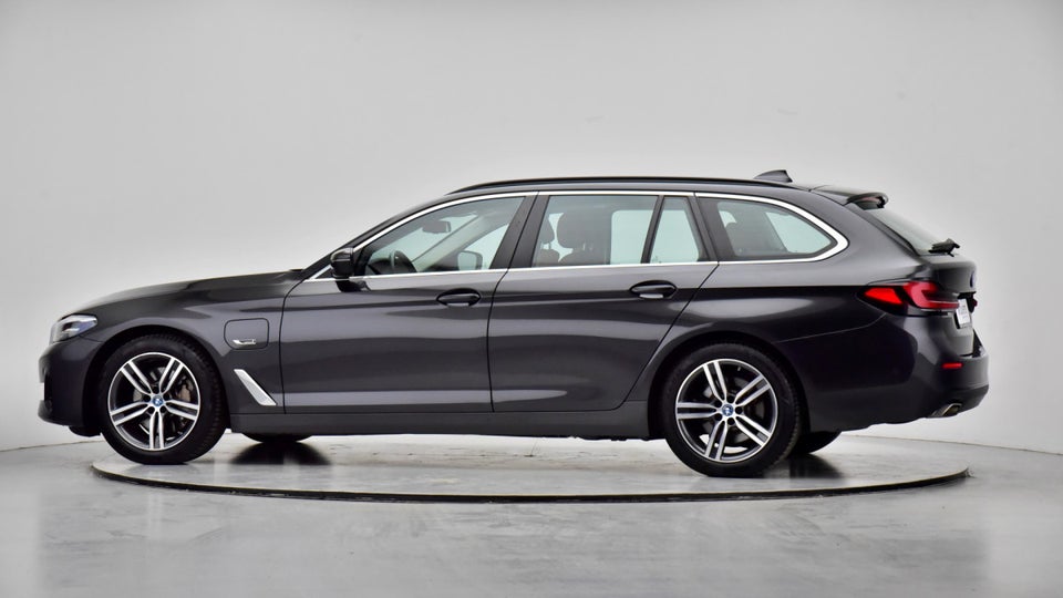 BMW 530e 2,0 Touring Sport Line aut. 5d
