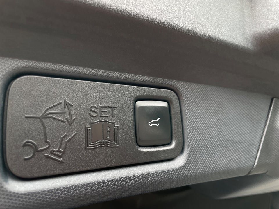 Ford Mustang Mach-E 98 Extended Range 5d