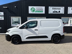 Peugeot Partner, modelår 2020, 122,000 km