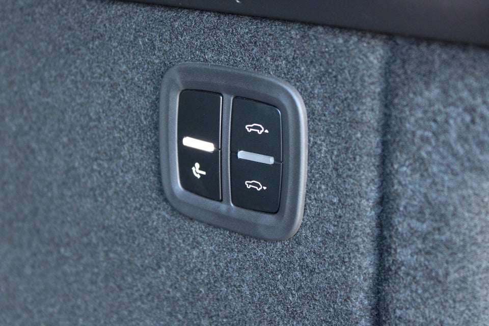 Porsche Macan 4 5d