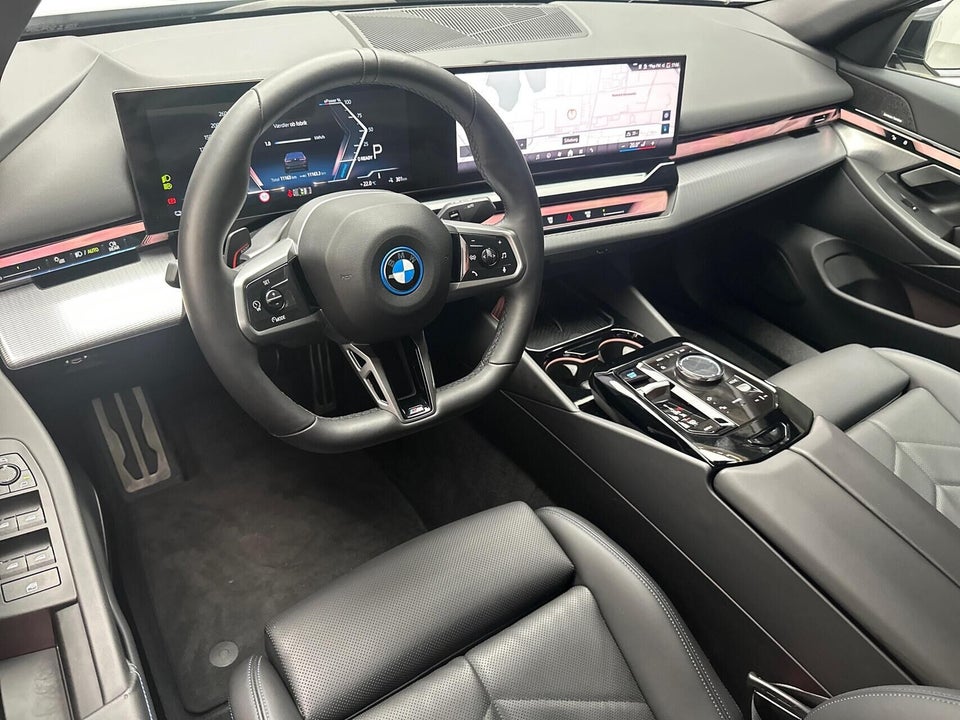 BMW i5 eDrive40 M-Sport 4d