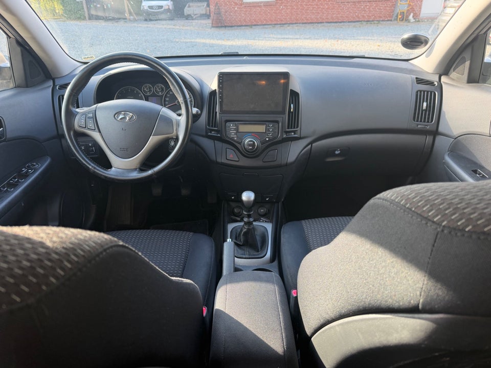 Hyundai i30 1,4 CVVT 109 Comfort 5d