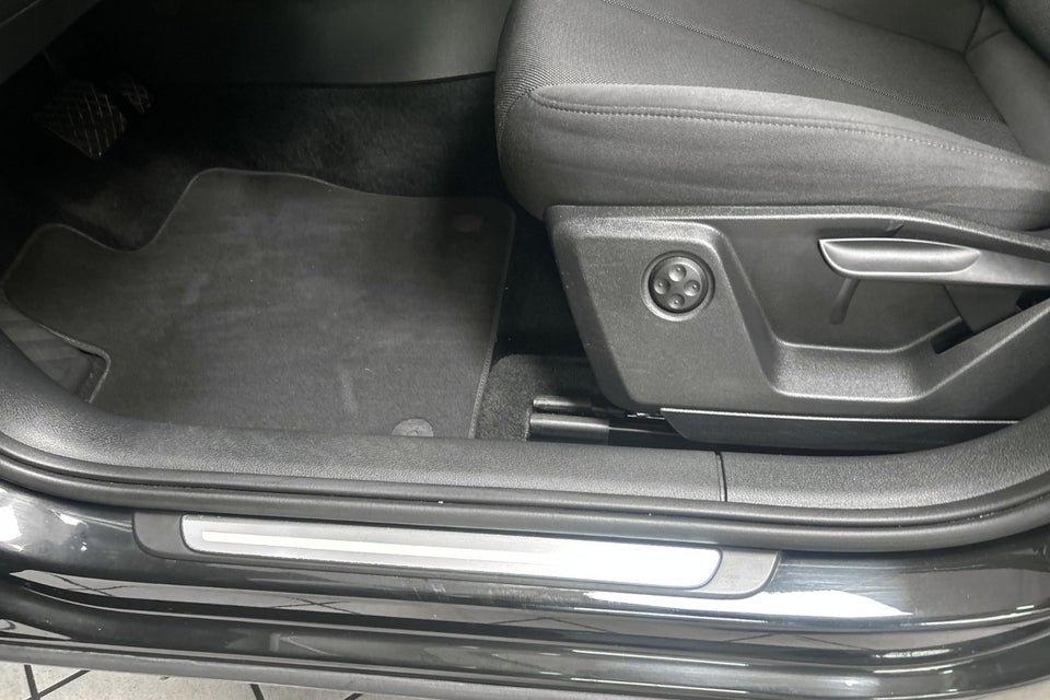 Audi Q2 35 TFSi Prestige S-tr. 5d