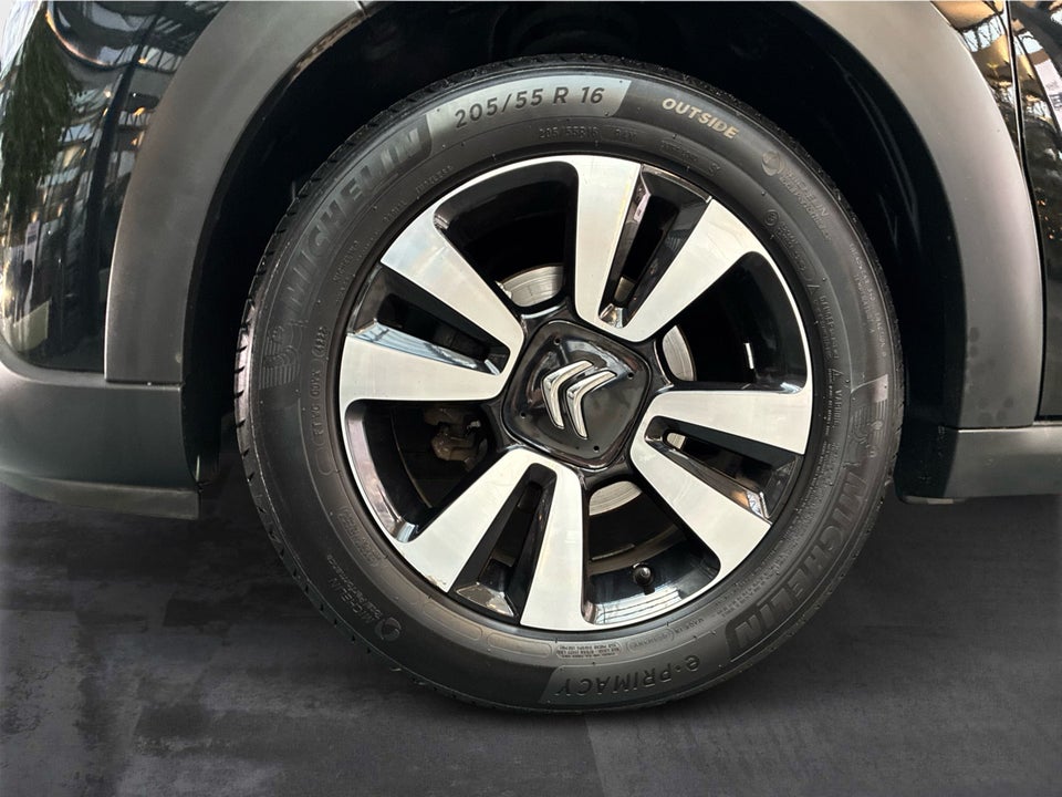 Citroën C3 1,2 PureTech 83 Iconic 5d