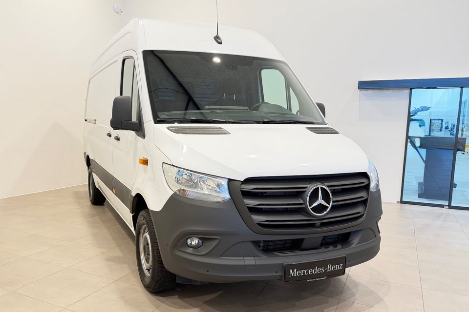 Mercedes Sprinter 317 2,0 CDi A2 Kassevogn aut. RWD