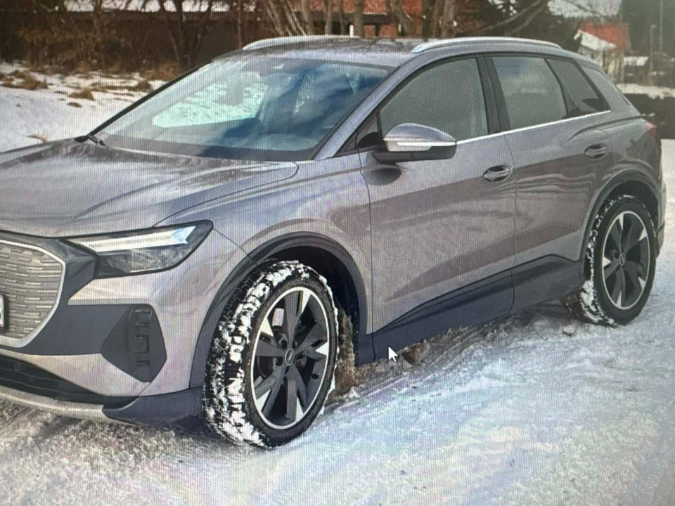 Audi Q4 e-tron 45 Advance quattro 5d