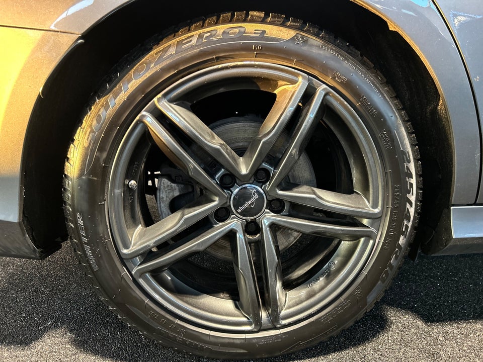 Mercedes E220 d 2,0 AMG Line stc. aut. 5d
