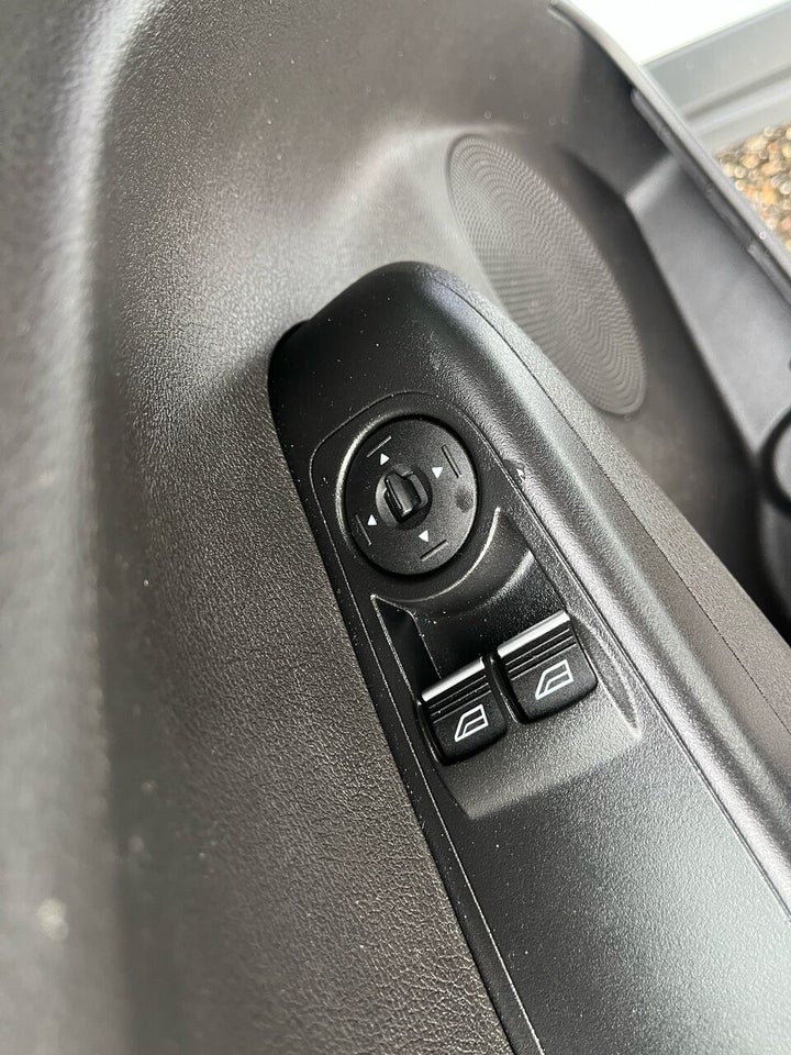 Ford Transit Courier 1,5 TDCi 100 Limited