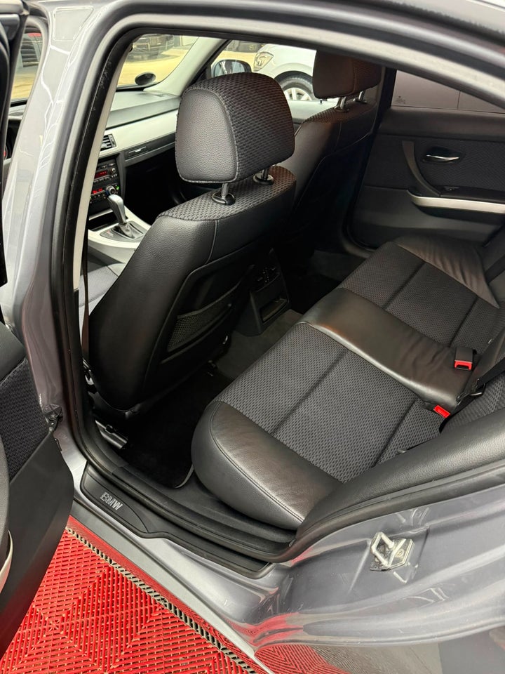 BMW 320i 2,0 Steptr. 4d