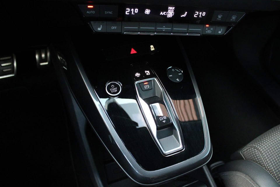 Audi Q4 e-tron 40 S-line 5d