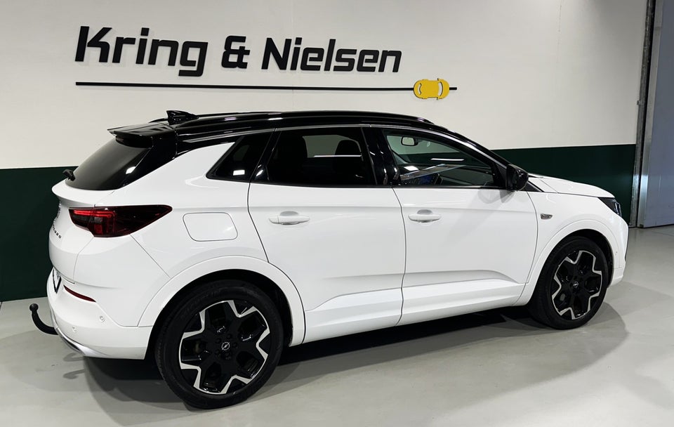 Opel Grandland 1,5 D 130 GS Line aut. 5d