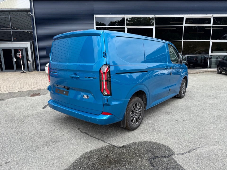 Ford E-Transit Custom 320 L1 64 Limited