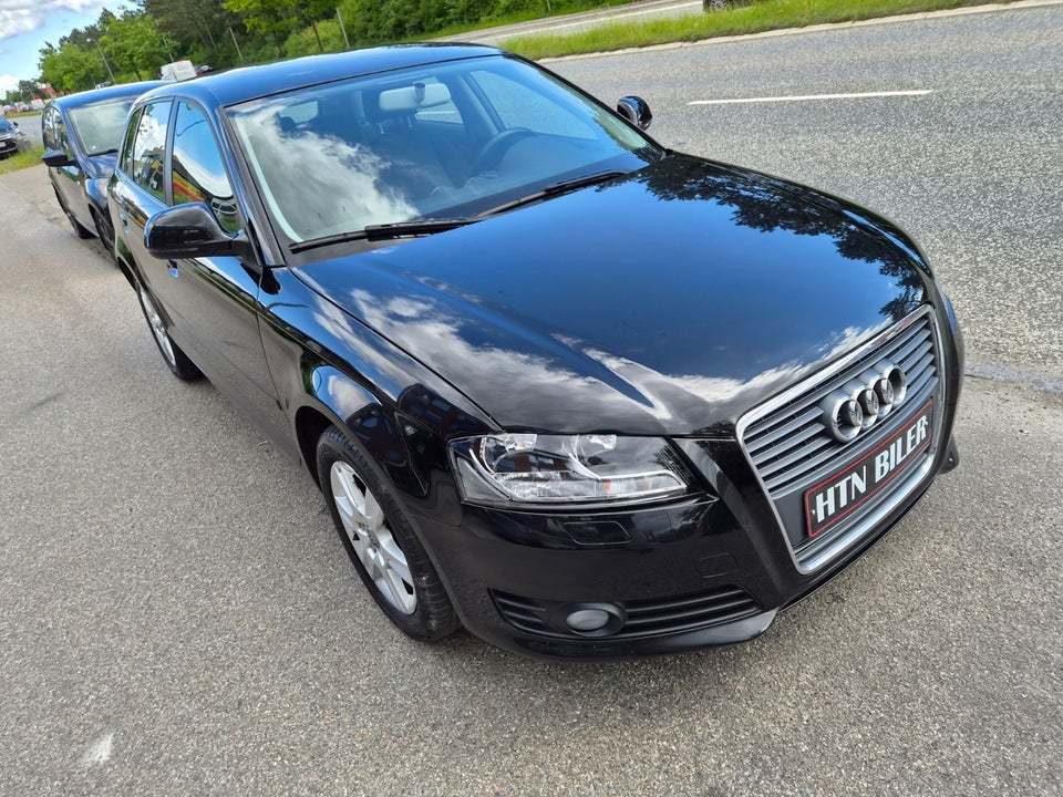Audi A3 1,6 Ambiente Sportback 5d