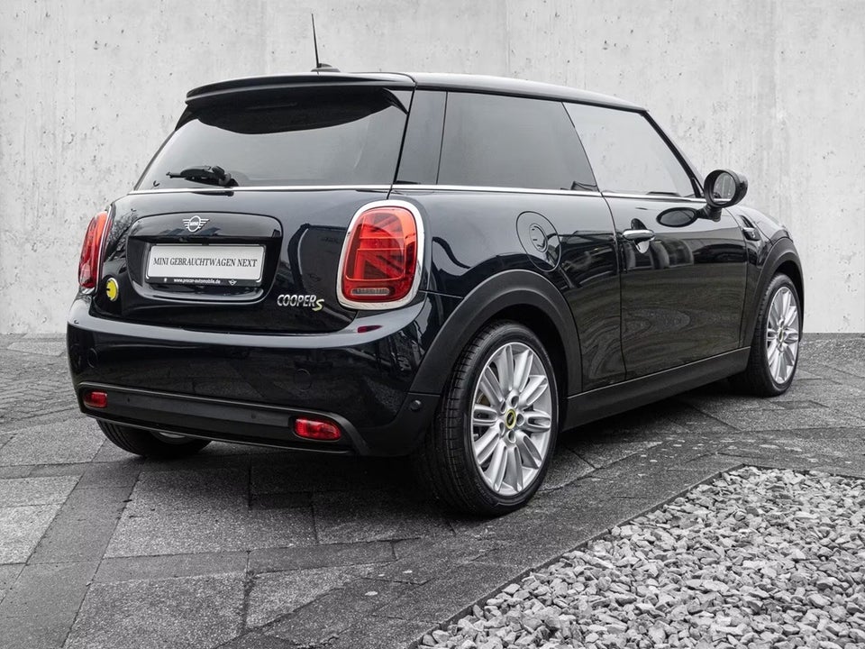 MINI Cooper SE Maximise 3d