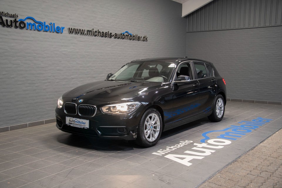 BMW 118i 1,5 Connected aut. 5d