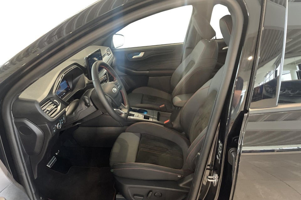 Ford Kuga 2,5 PHEV ST-Line X CVT 5d