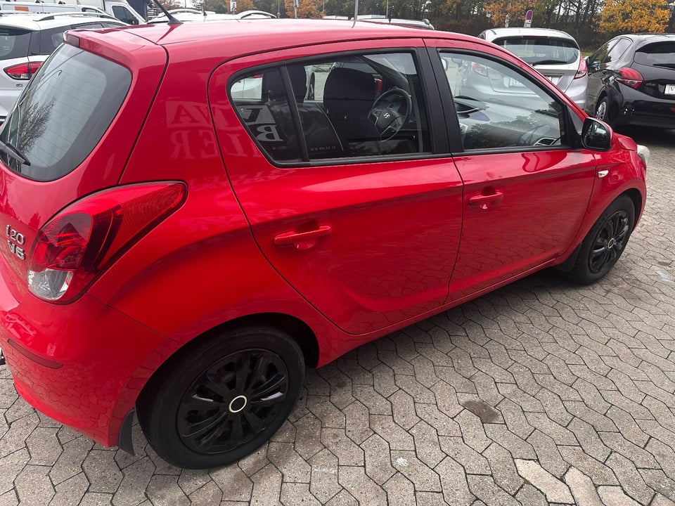 Hyundai i20 1,25 Classic 5d