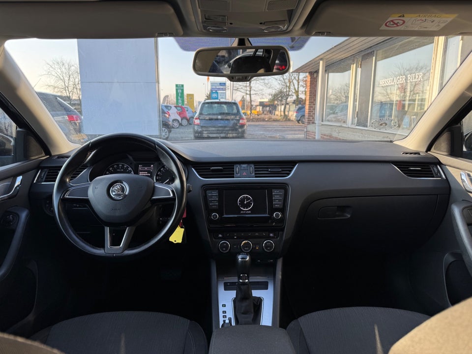 Skoda Octavia 1,6 TDi 110 Style Combi DSG 5d