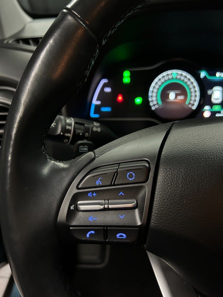 Hyundai Kona 64 EV Ultimate 5d
