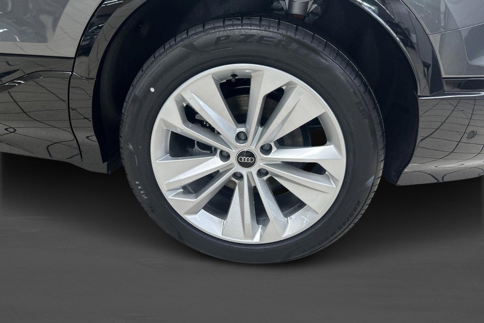 Audi Q6 e-tron S-line plus performance 5d