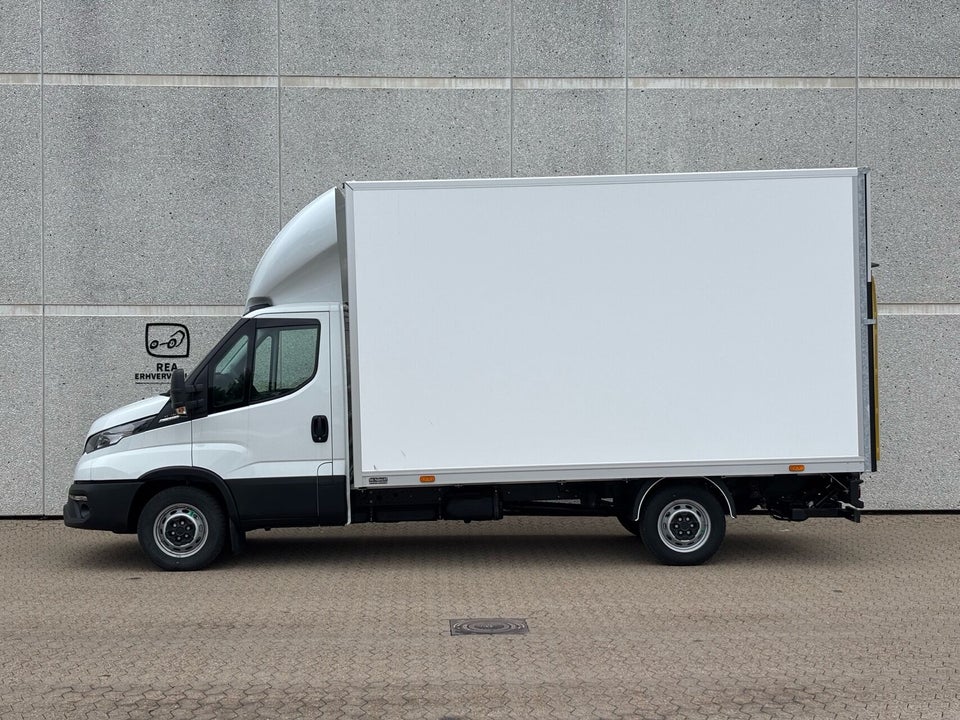 Iveco Daily 3,0 35S18 4100mm Alukasse m/lift AG8
