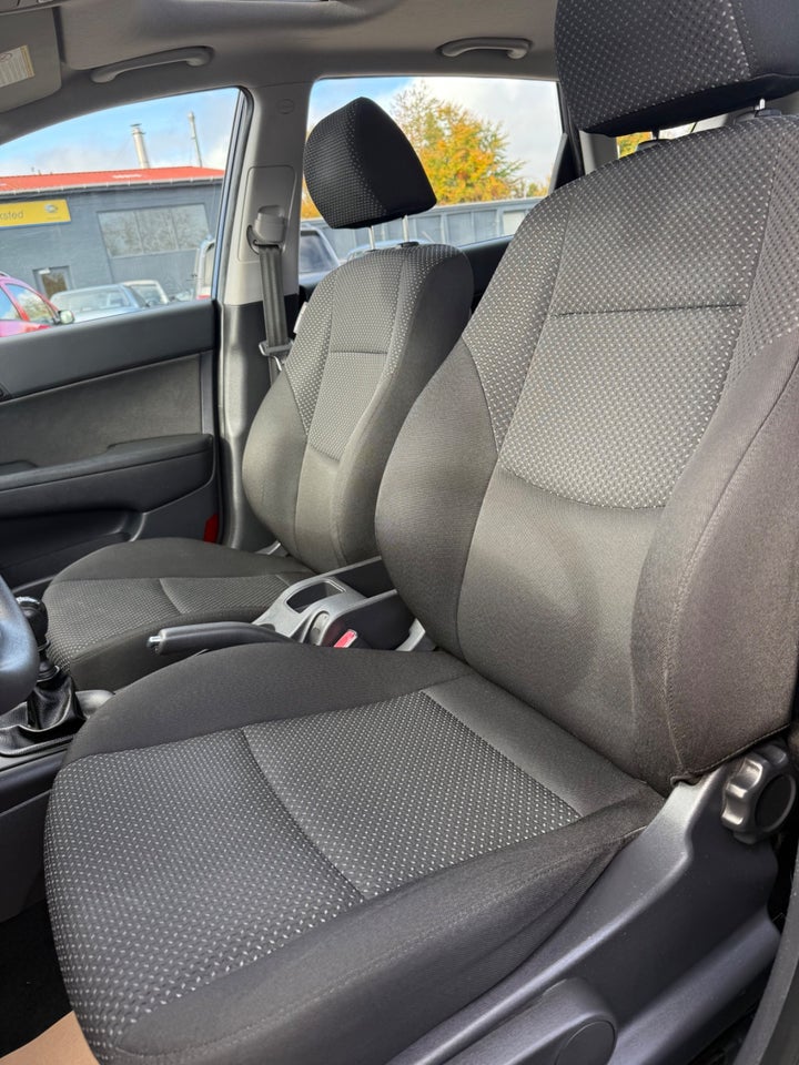 Hyundai i30 1,4 CVVT Classic Sun CW 5d