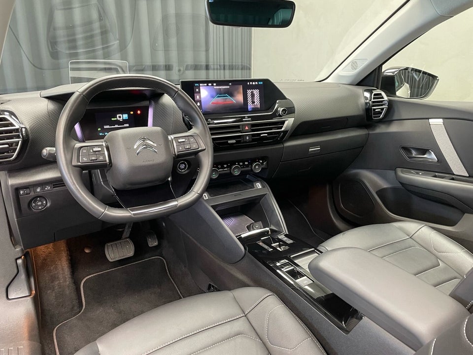 Citroën ë-C4 X 50 Shine 4d