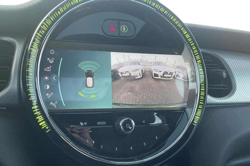 MINI Cooper SE Maximise 3d