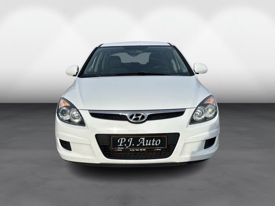 Hyundai i30 1,4 CVVT Comfort 5d