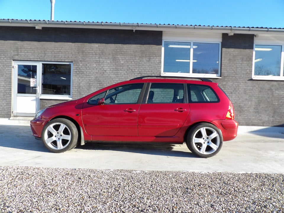 Peugeot 307 1,6 Edition stc. 5d