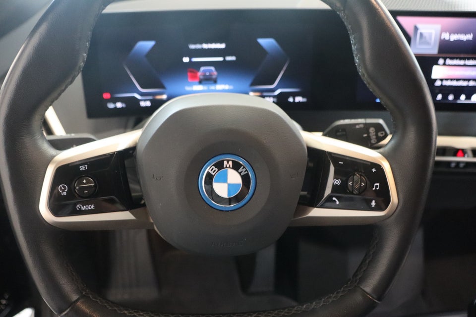 BMW iX xDrive40 Fully Charged Sport 5d