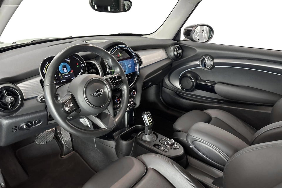 MINI Cooper SE Classic 3d