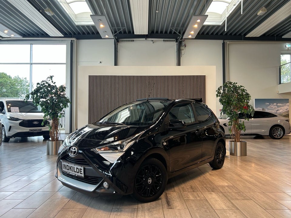 Toyota Aygo 1,0 VVT-i x-sky x-shift 5d