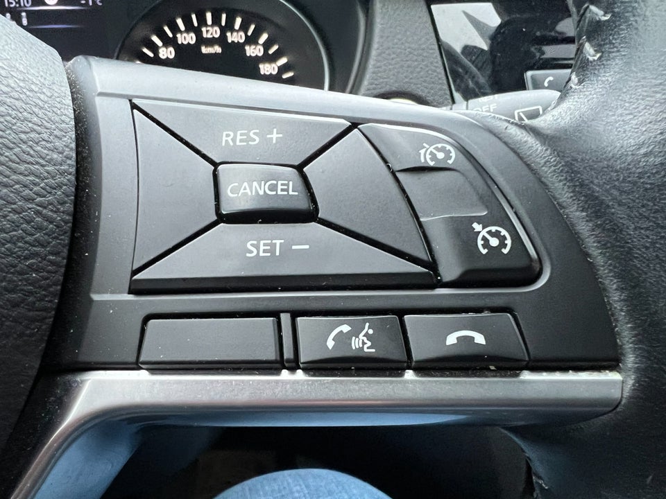 Nissan Qashqai 1,6 dCi 130 Tekna+ X-tr. 5d