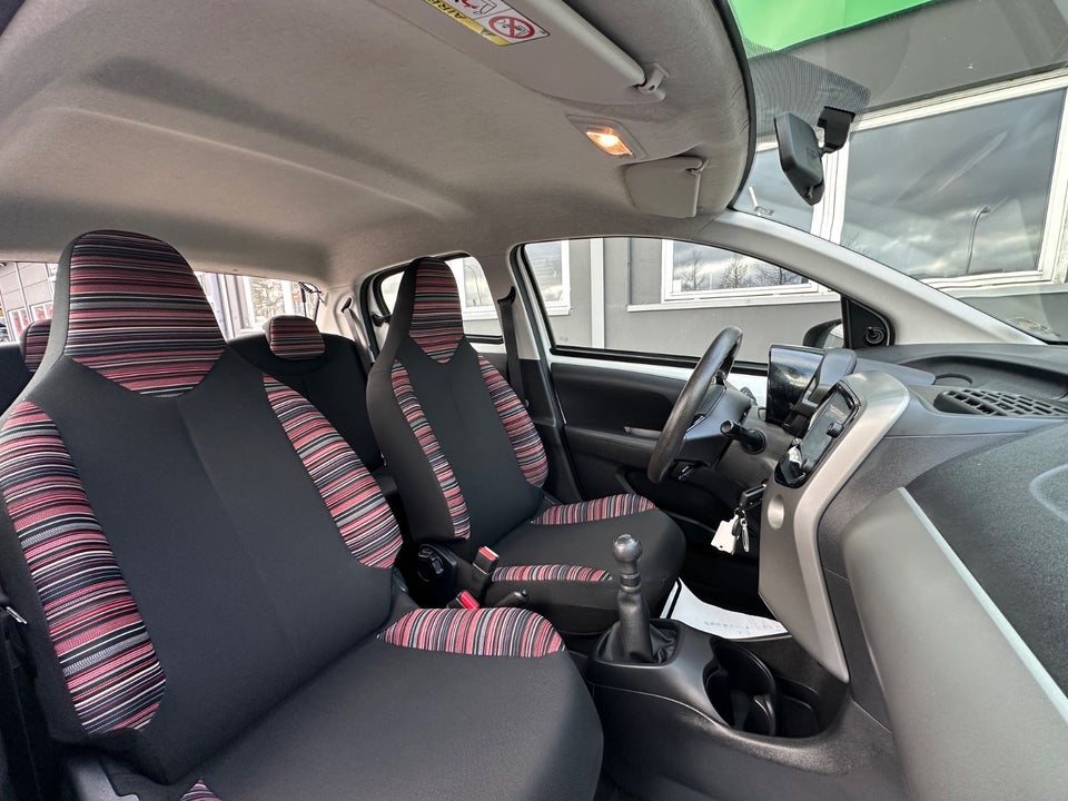 Citroën C1 1,2 PureTech Shine 5d