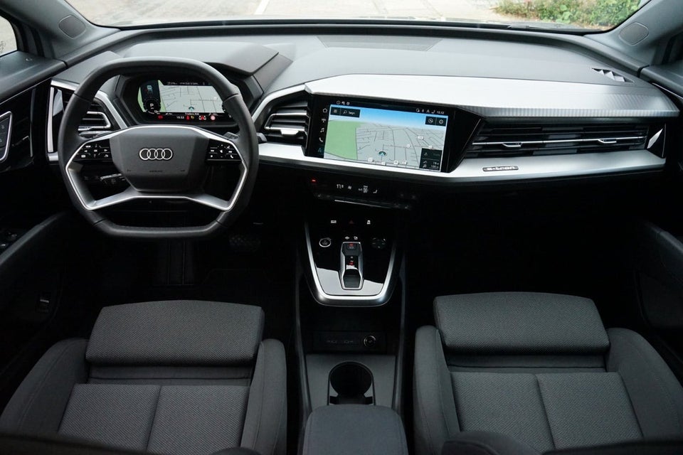 Audi Q4 e-tron 45 S-line 5d