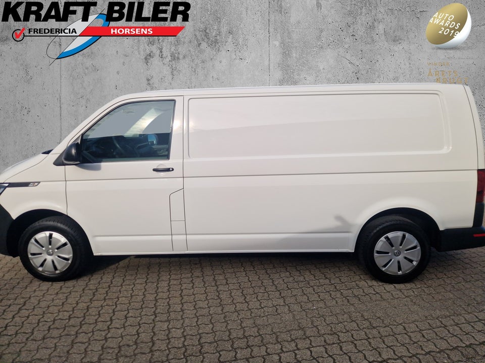 VW Transporter 2,0 TDi 110 Kassevogn lang