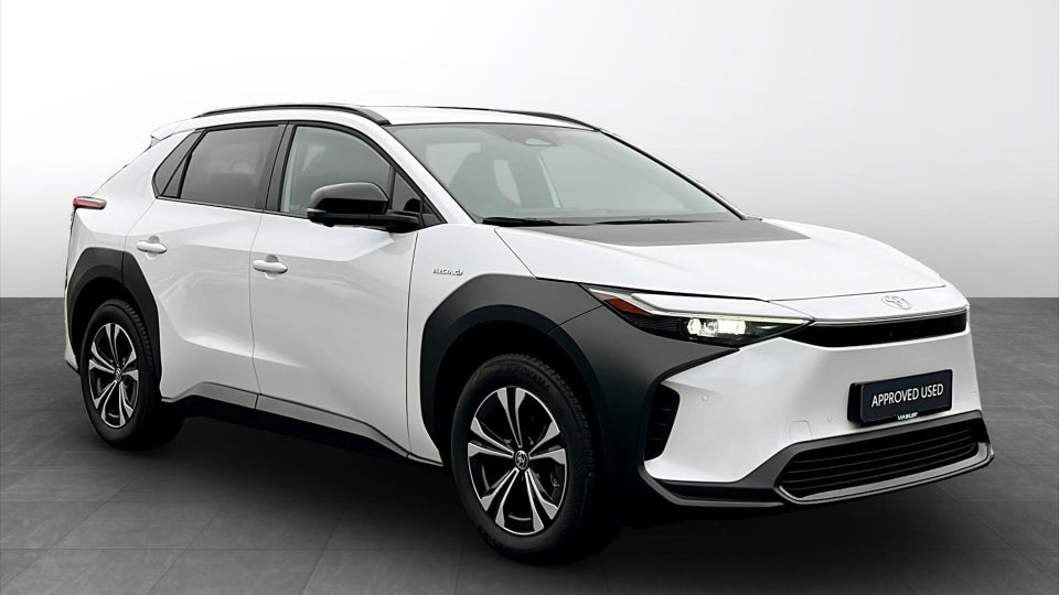 Toyota bZ4X Active 5d