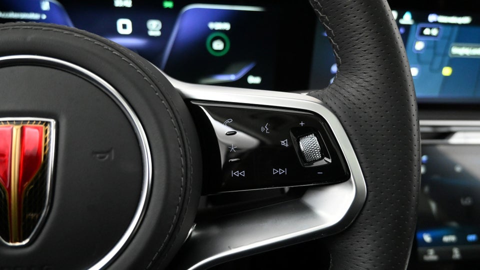 Hongqi E-HS9 99 Premium 5d